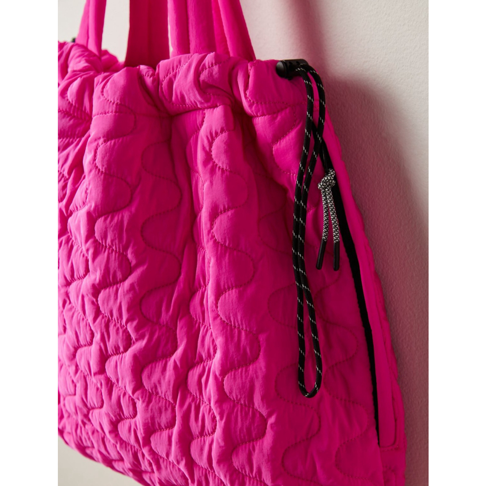 Free People FP Movement Carry All Quilted Tote Bag Pink NWT - Picture 4 of 5